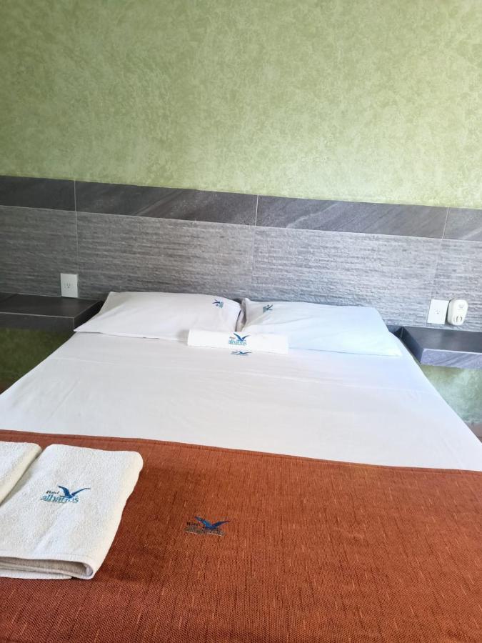 פניטה דה חלטמבה Hotel Albatros מראה חיצוני תמונה